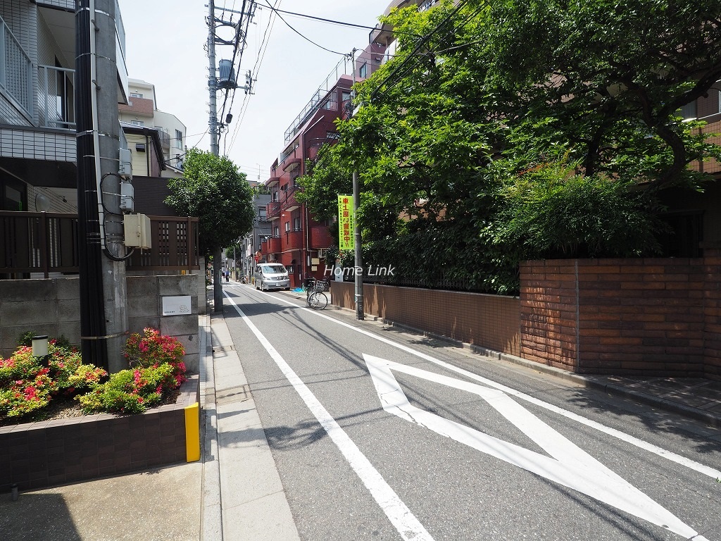 レーベンハイム中板橋Ⅱ　前面道路